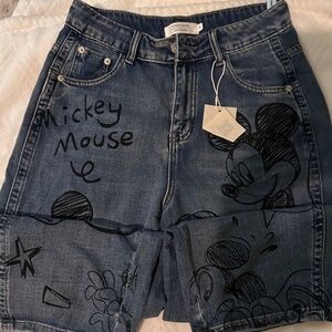 Character jeans for women